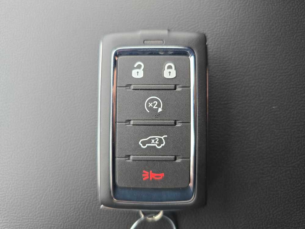 Thumbnail: 2025 Jeep Grand Cherokee - 21