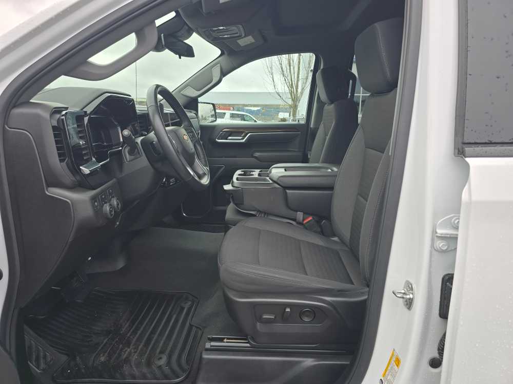 Thumbnail: 2025 Chevrolet Silverado 1500 - 9