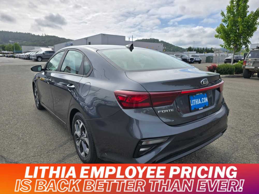 2021 Kia Forte LXS photo 3