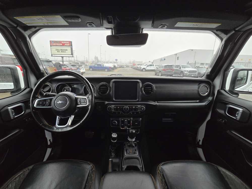 Thumbnail: 2021 Jeep Wrangler - 15