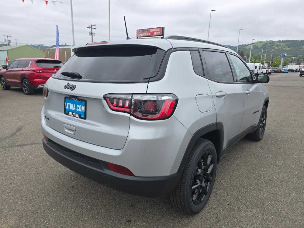 Thumbnail: 2026 Jeep Compass - 5