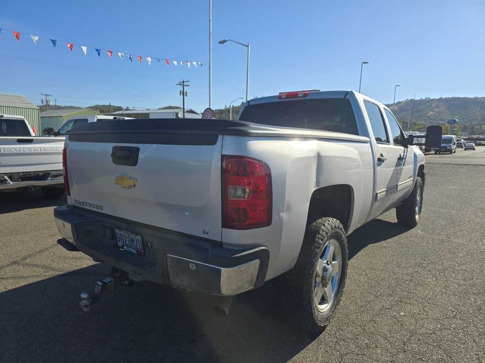 Thumbnail: 2011 Chevrolet Silverado 2500 - 3
