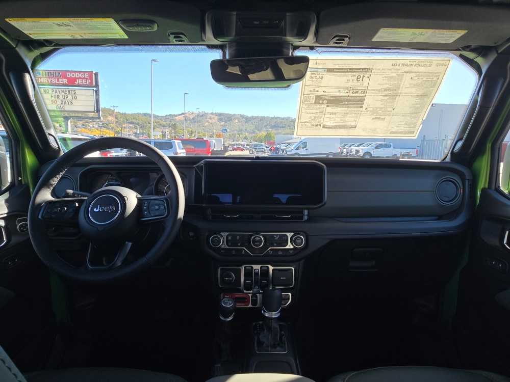 Thumbnail: 2025 Jeep Gladiator - 15