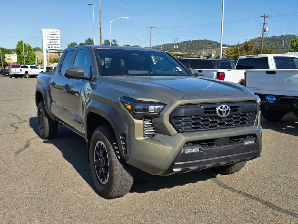 Thumbnail: 2024 Toyota Tacoma - 4