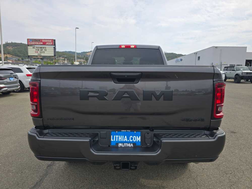 2026 Ram 3500 Big Horn photo 3
