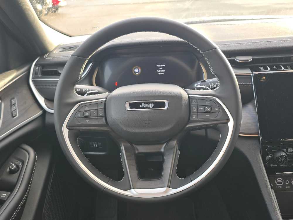 Thumbnail: 2025 Jeep Grand Cherokee L - 11