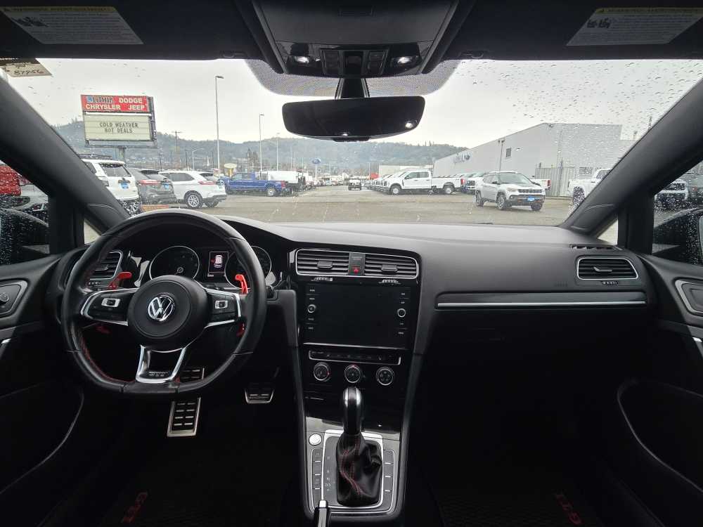 Thumbnail: 2021 Volkswagen Golf - 15