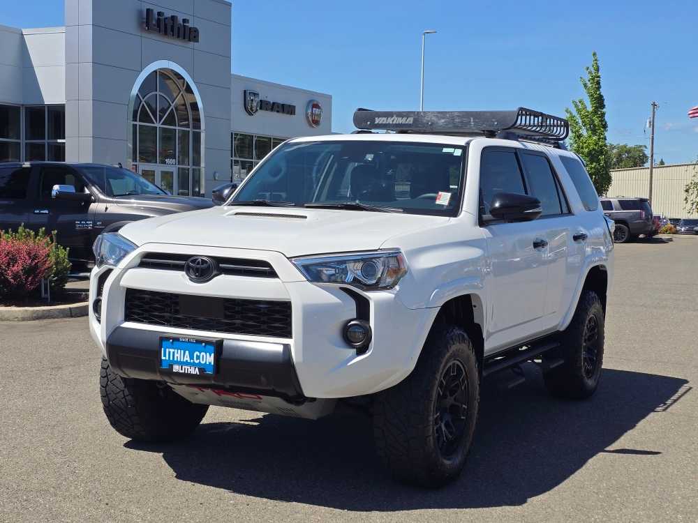 2020 Toyota 4Runner Venture 4WD V6's photo