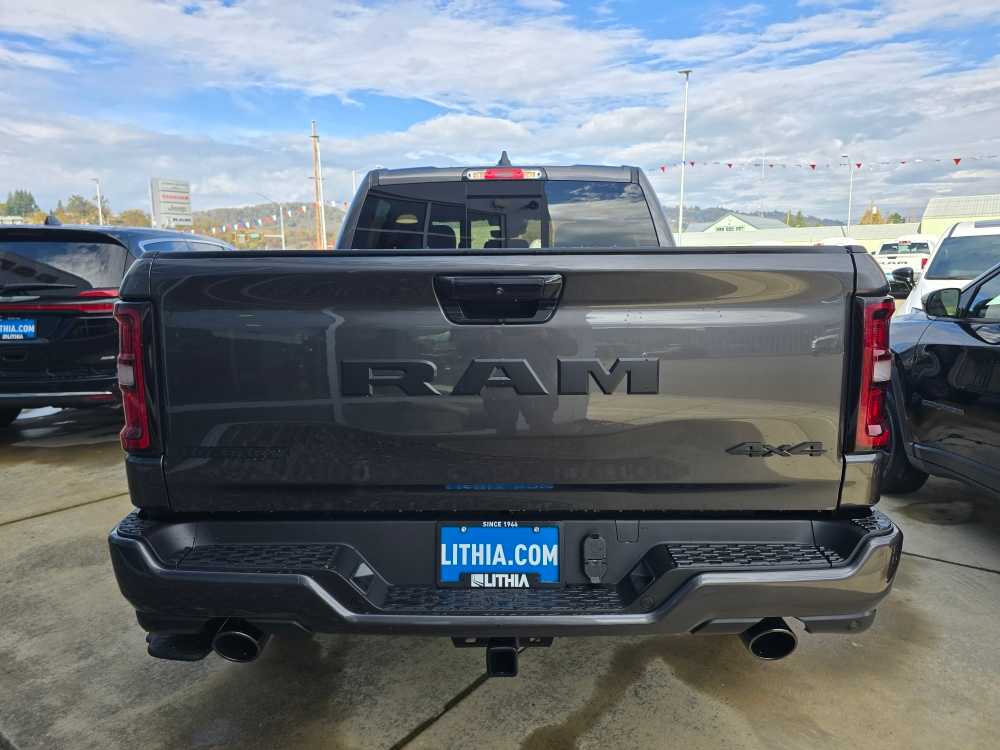 Thumbnail: 2026 RAM 1500 - 4