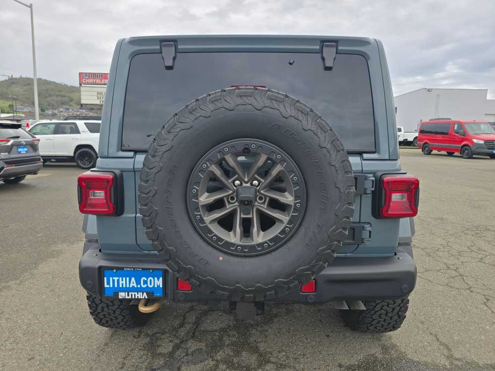 Thumbnail: 2024 Jeep Wrangler - 4