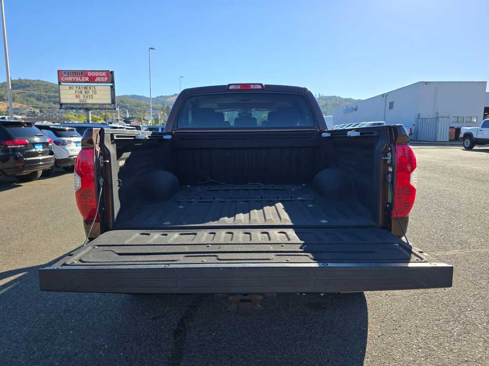 Thumbnail: 2014 Toyota Tundra - 19