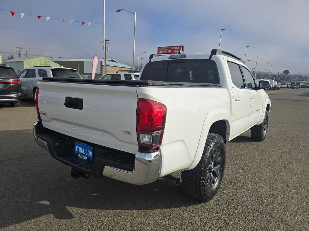 Thumbnail: 2022 Toyota Tacoma - 5
