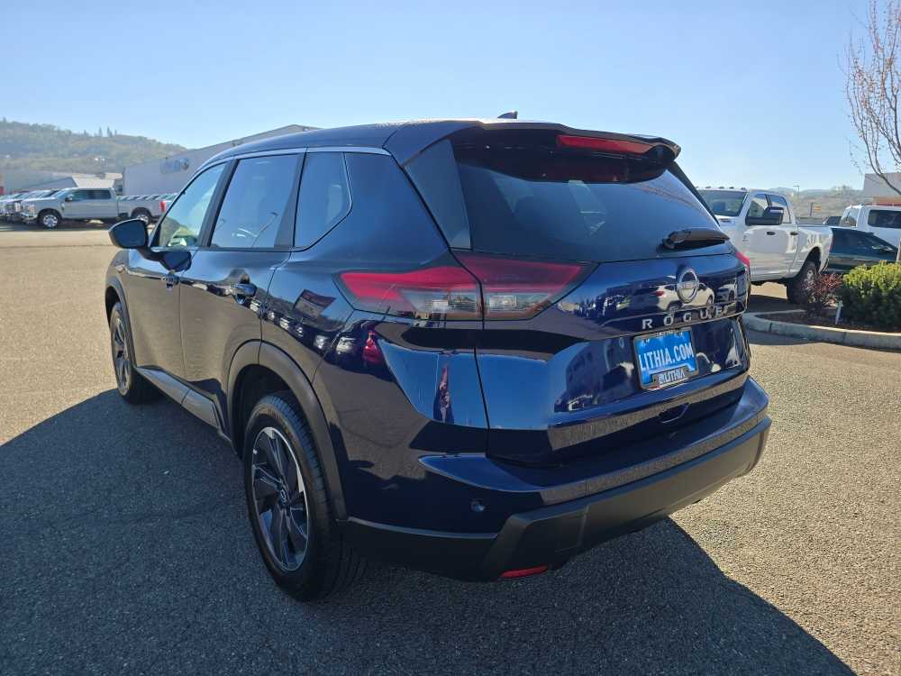 Thumbnail: 2025 Nissan Rogue - 3