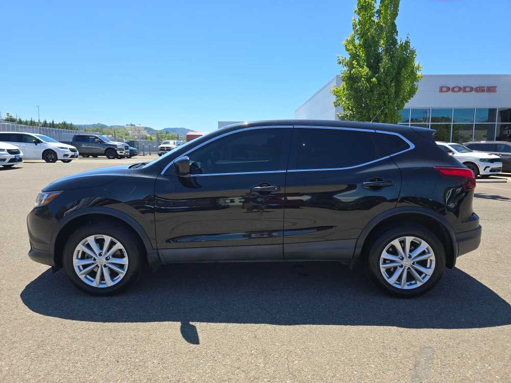 Used 2018 Nissan Rogue Sport S with VIN JN1BJ1CP0JW189108 for sale in Roseburg, OR