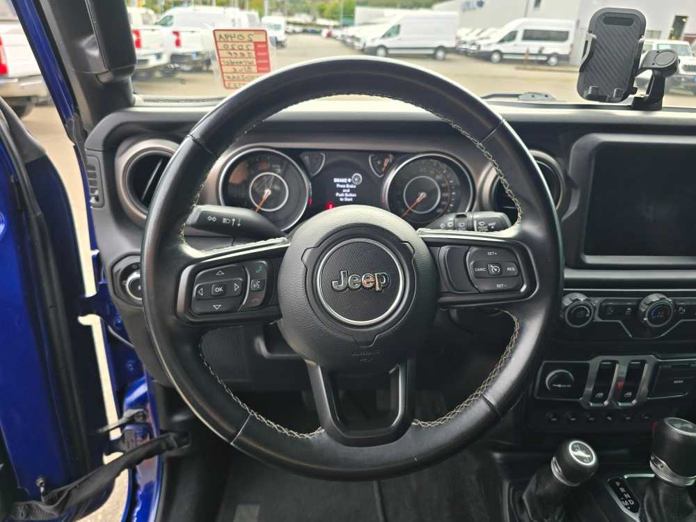 Thumbnail: 2020 Jeep Wrangler - 11