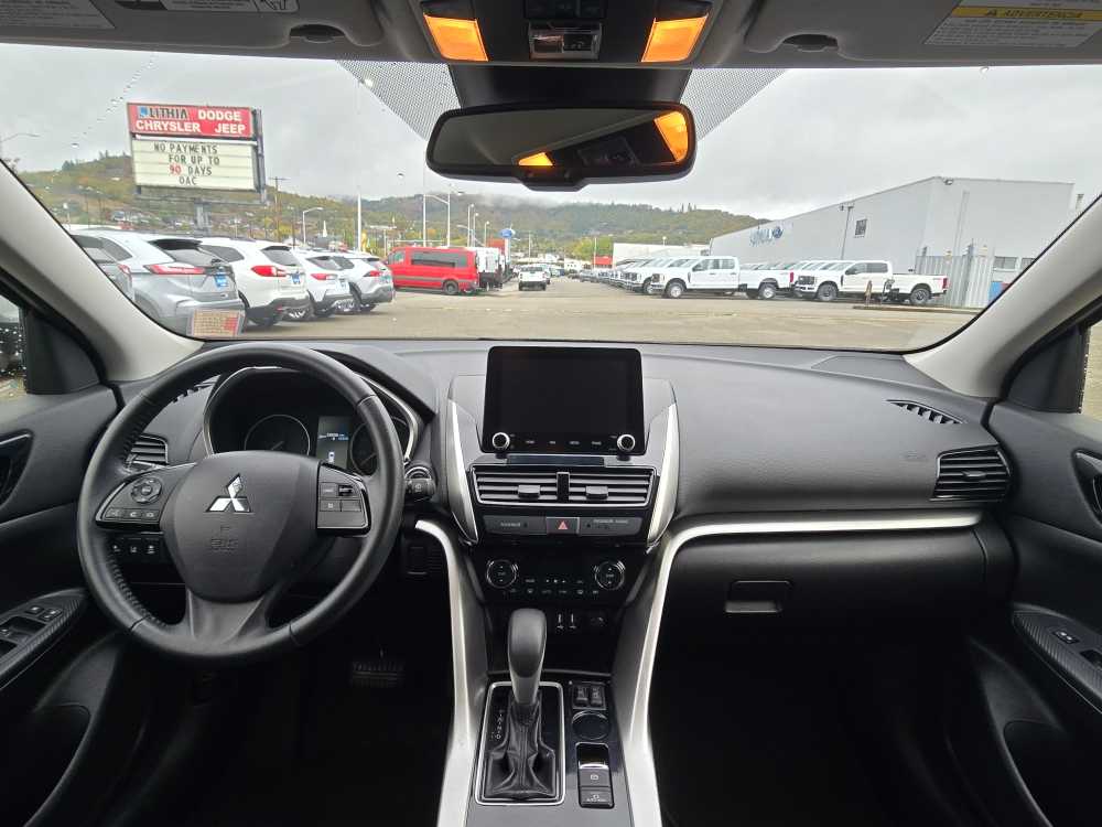 Thumbnail: 2022 Mitsubishi Eclipse Cross - 15