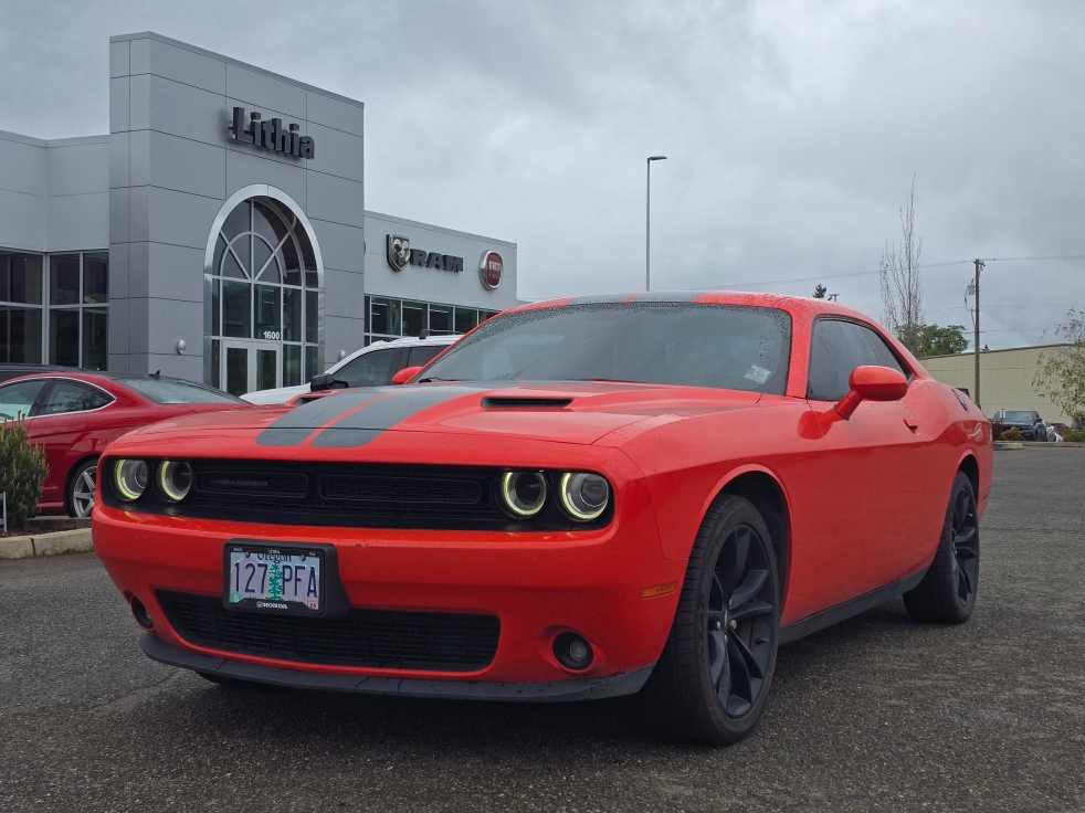 2017 Dodge Challenger SXT