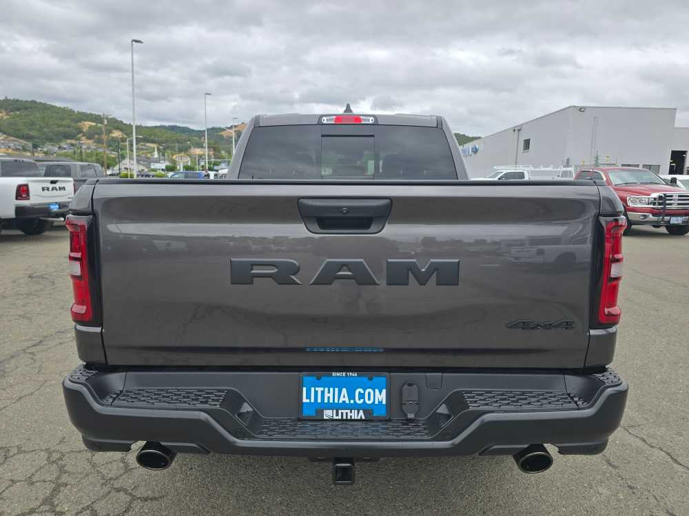 Thumbnail: 2026 RAM 1500 - 4