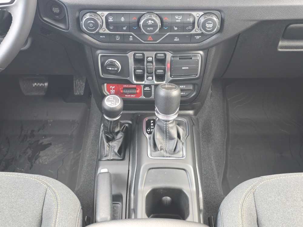 Thumbnail: 2026 Jeep Gladiator - 13