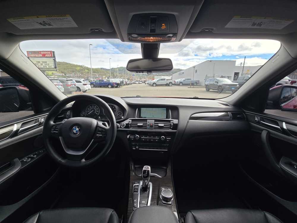 Thumbnail: 2016 BMW X4 - 15