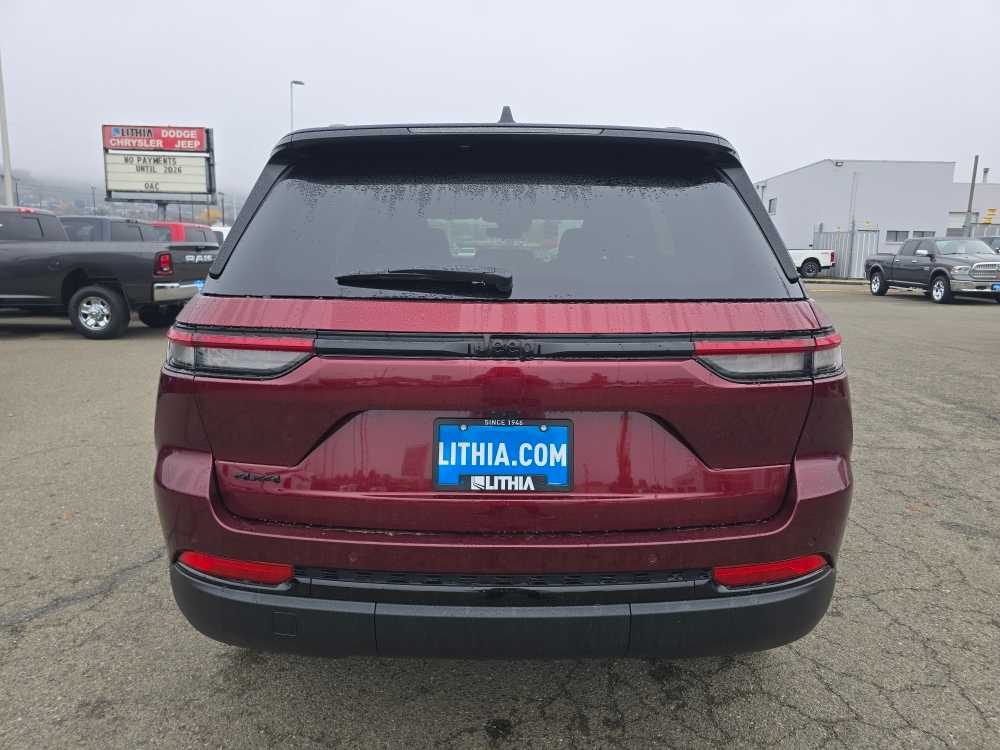 Thumbnail: 2025 Jeep Grand Cherokee - 4