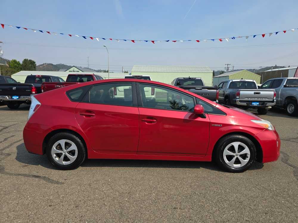 Thumbnail: 2014 Toyota Prius - 6
