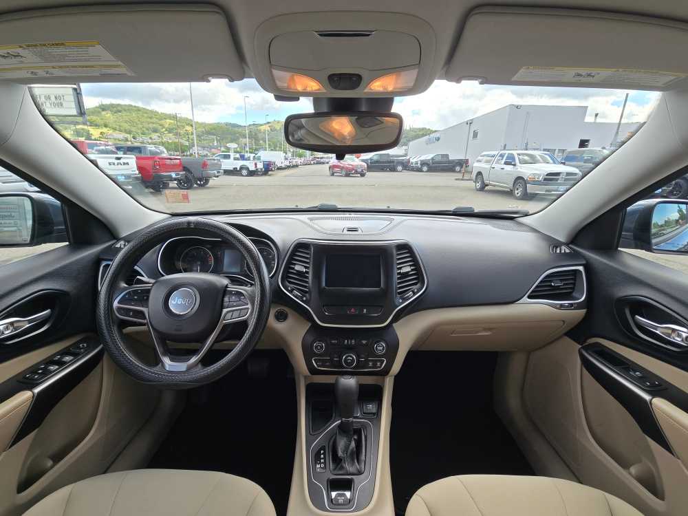 Thumbnail: 2021 Jeep Cherokee - 15