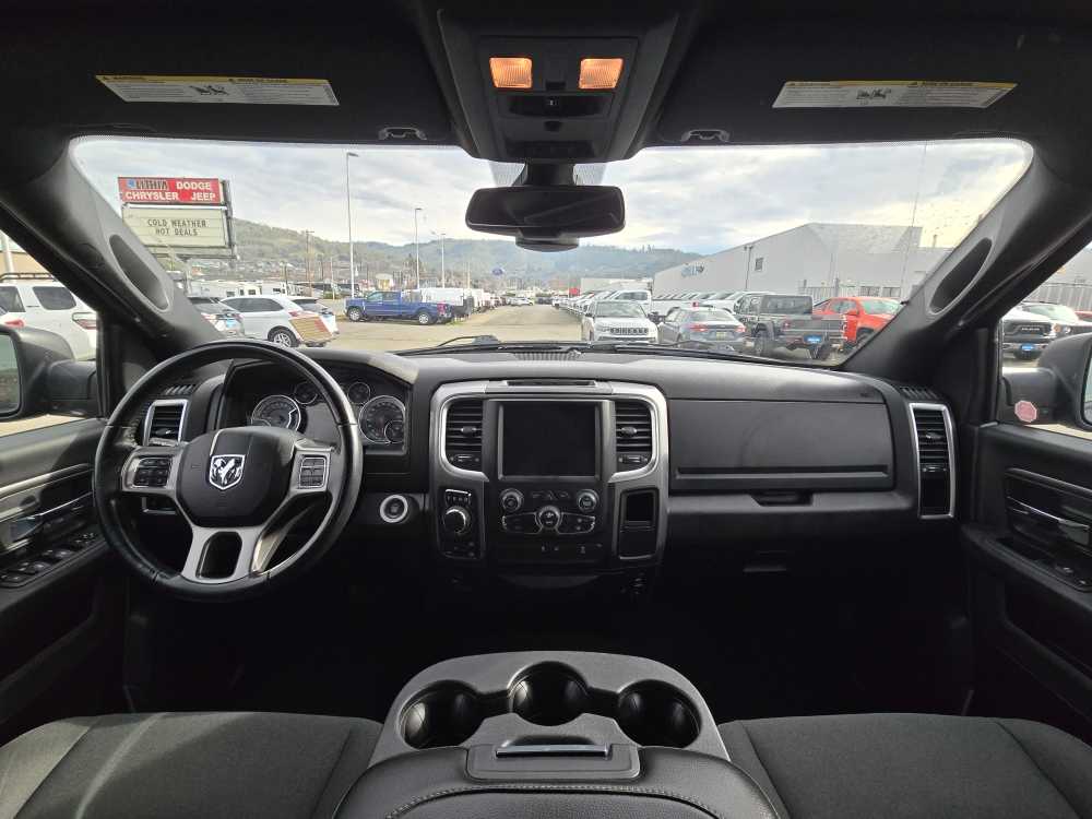 Thumbnail: 2022 RAM 1500 Classic - 15