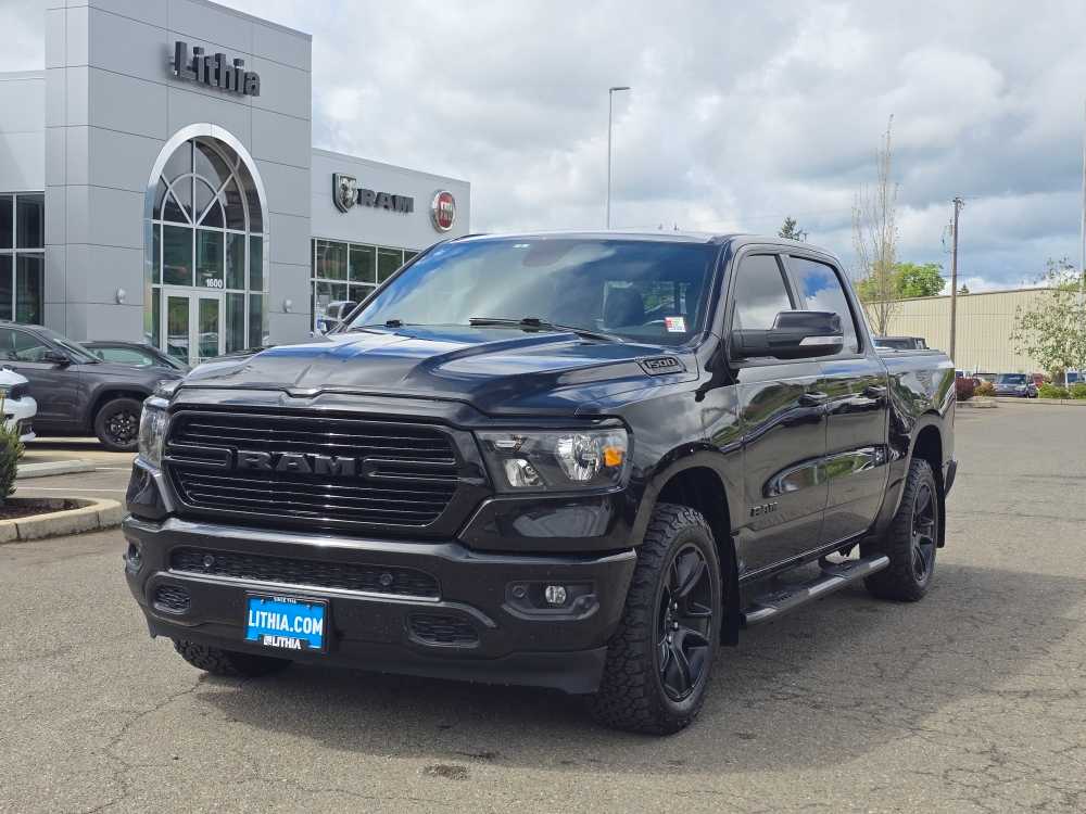 2020 RAM 1500 Big Horn/Lone Star 4x4 Crew Cab 5'7's photo