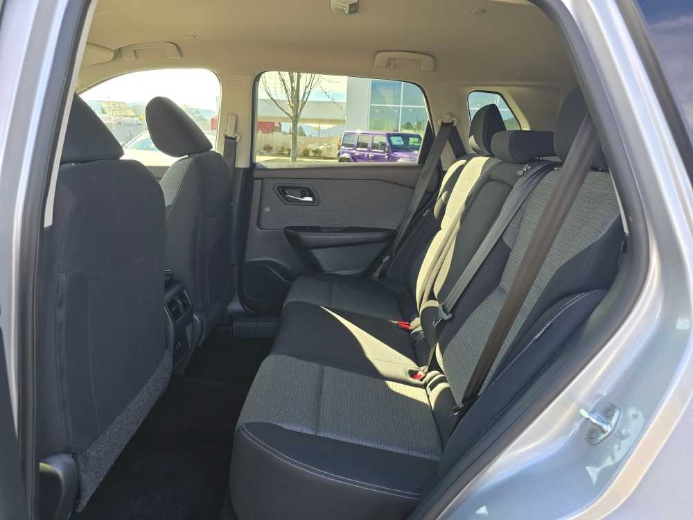 Thumbnail: 2023 Nissan Rogue - 16