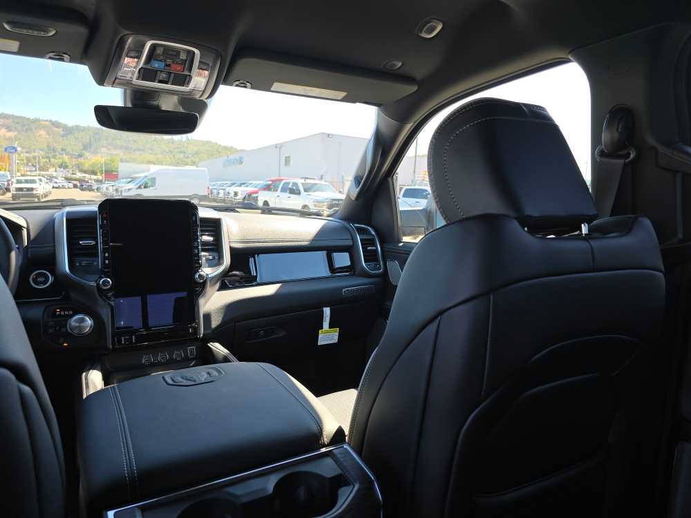 Thumbnail: 2026 RAM 1500 - 13