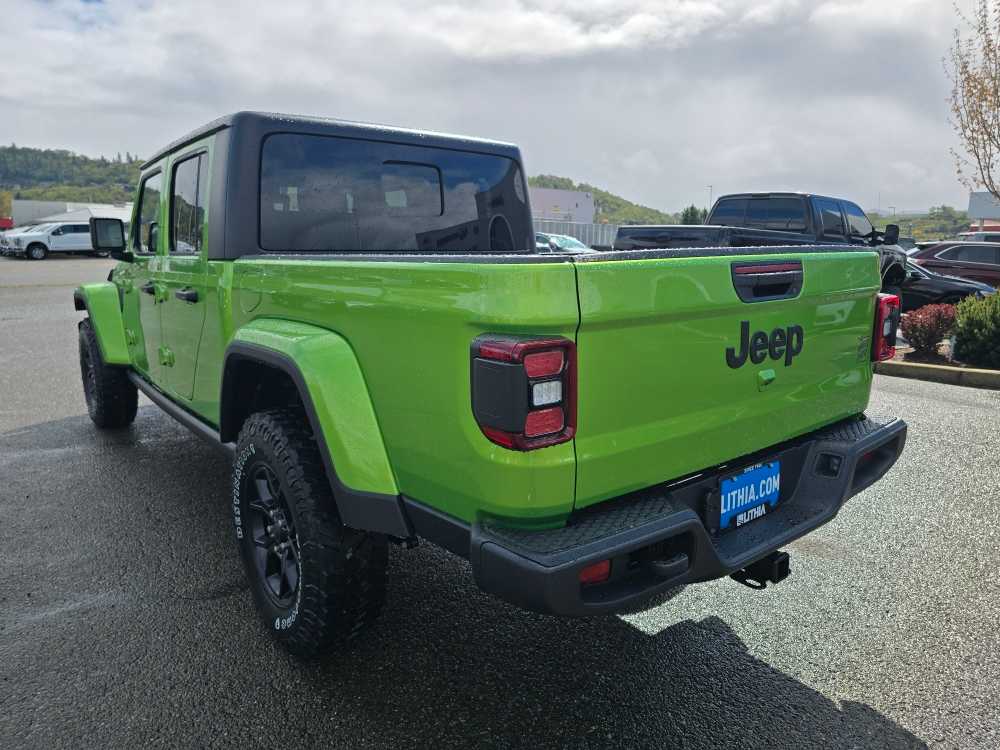 Thumbnail: 2026 Jeep Gladiator - 3
