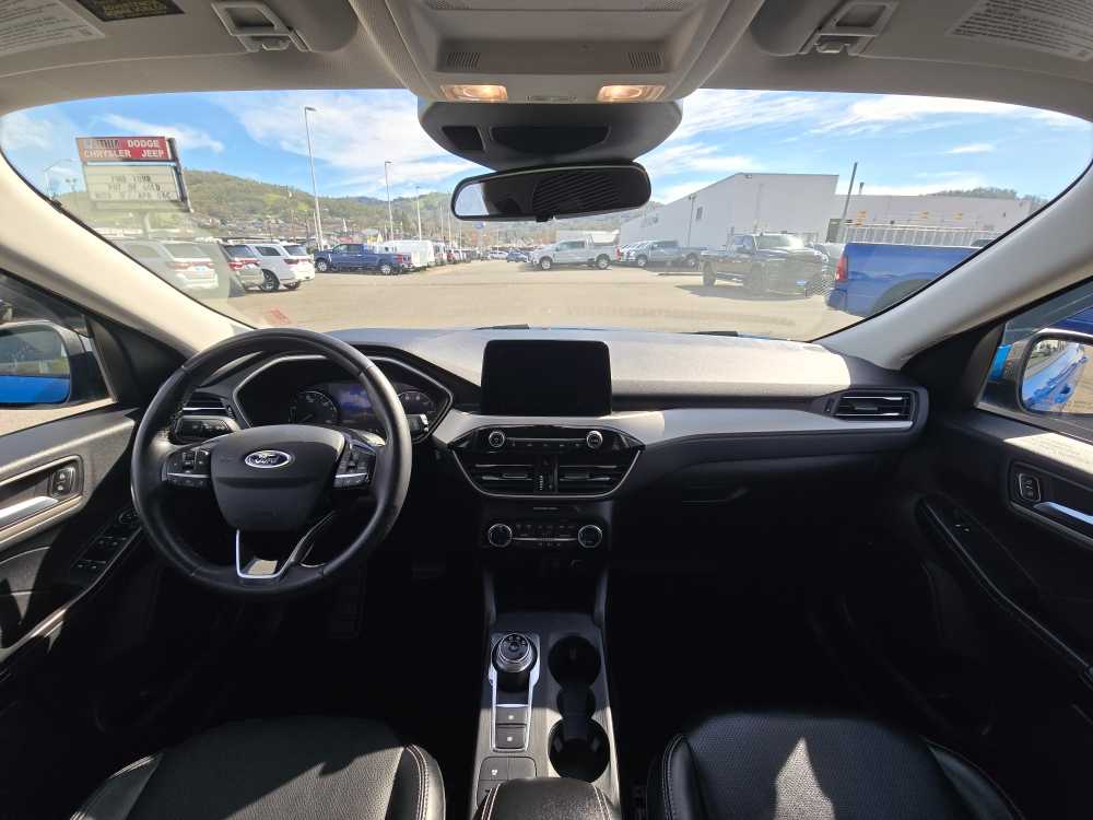 Thumbnail: 2021 Ford Escape - 15