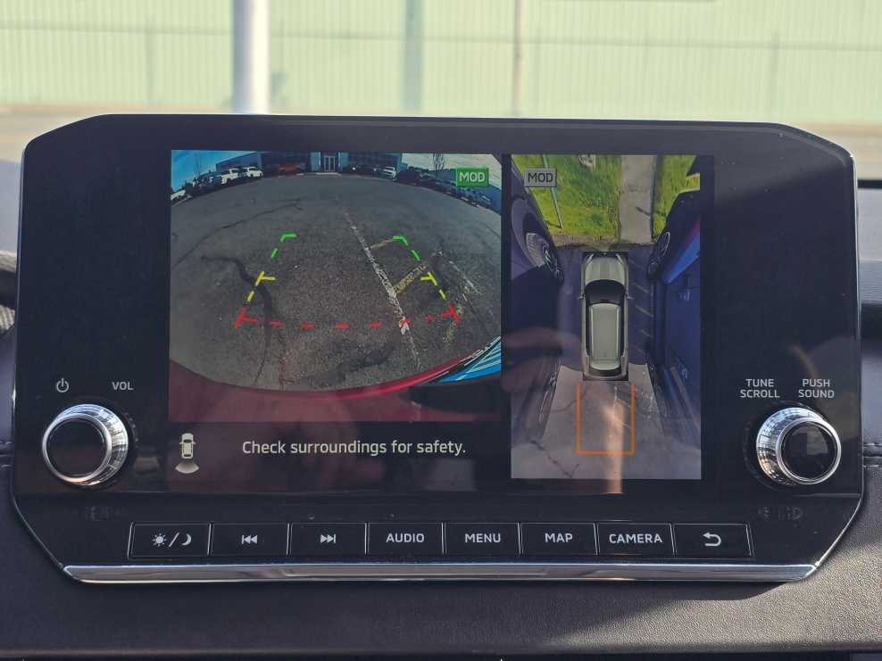 Thumbnail: 2024 Mitsubishi Outlander - 20