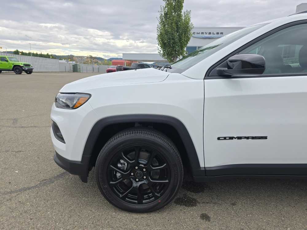 Thumbnail: 2026 Jeep Compass - 18