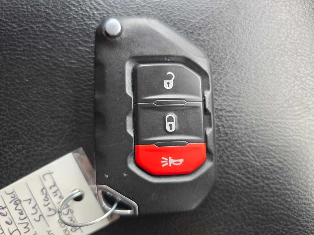 Thumbnail: 2023 Jeep Wrangler - 21