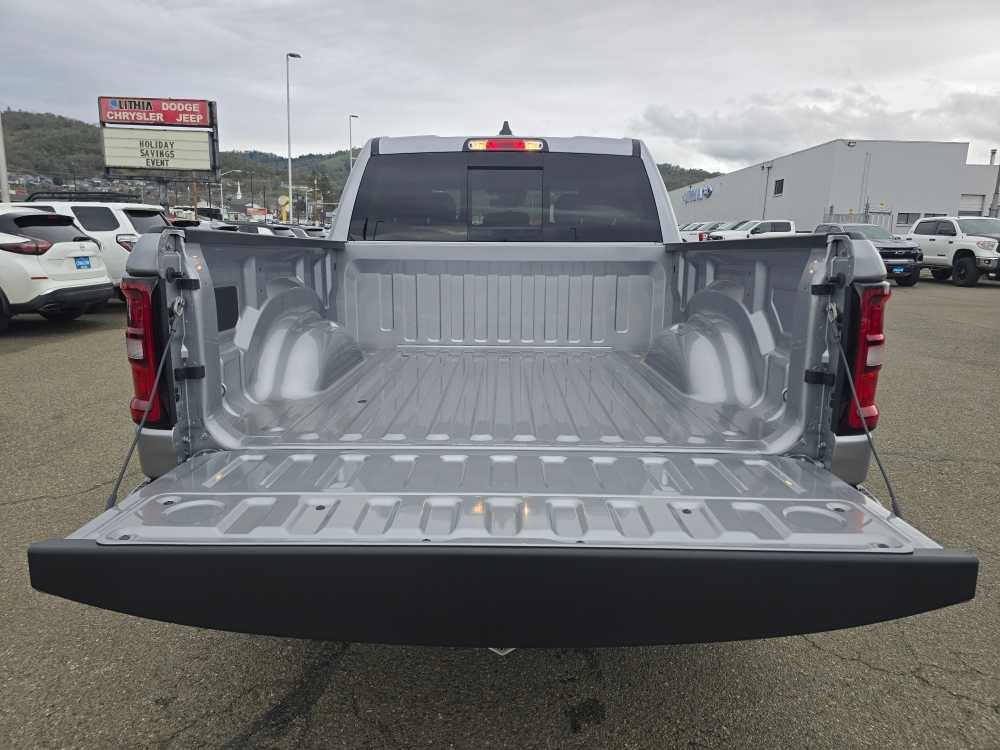 Thumbnail: 2026 RAM 1500 - 19