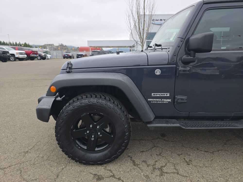 Thumbnail: 2018 Jeep Wrangler - 18