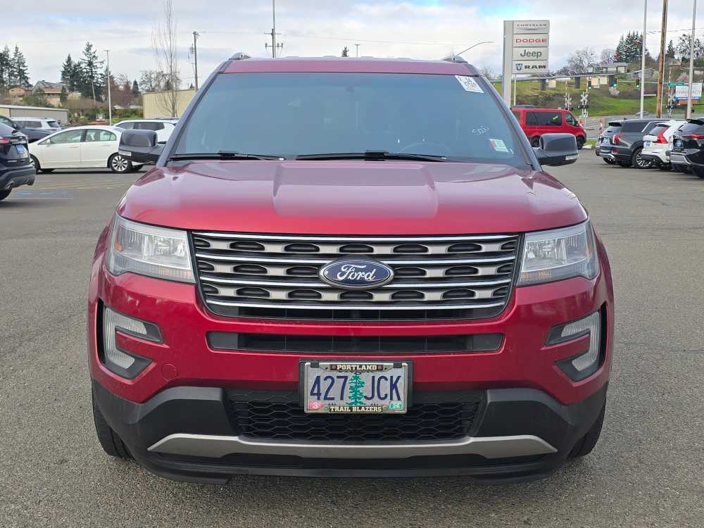 Thumbnail: 2016 Ford Explorer - 5