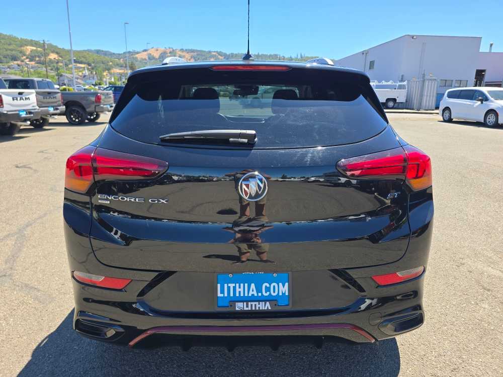 Thumbnail: 2023 Buick Encore GX - 3