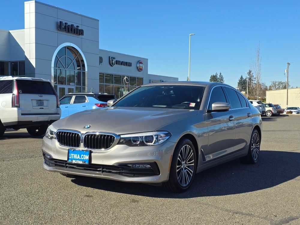 Thumbnail: 2018 BMW 5 Series - 1
