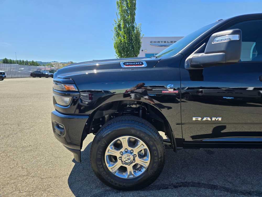 Thumbnail: 2025 RAM 3500 - 18