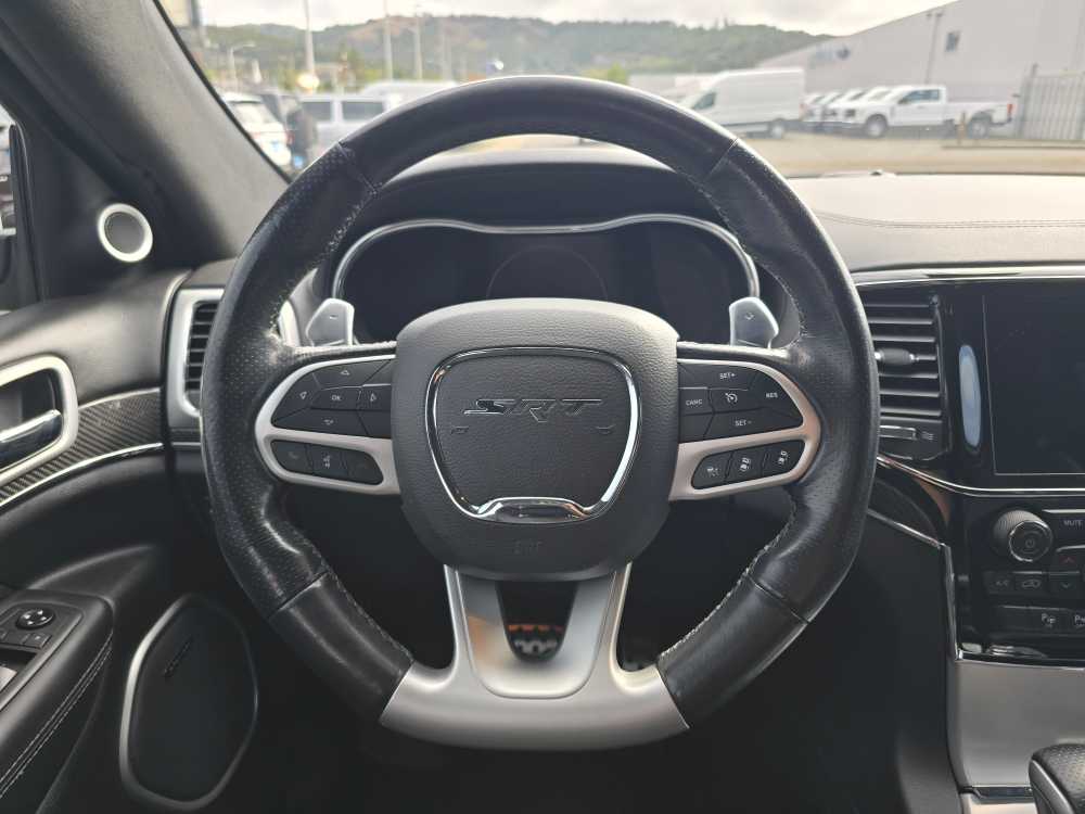 Thumbnail: 2020 Jeep Grand Cherokee - 11