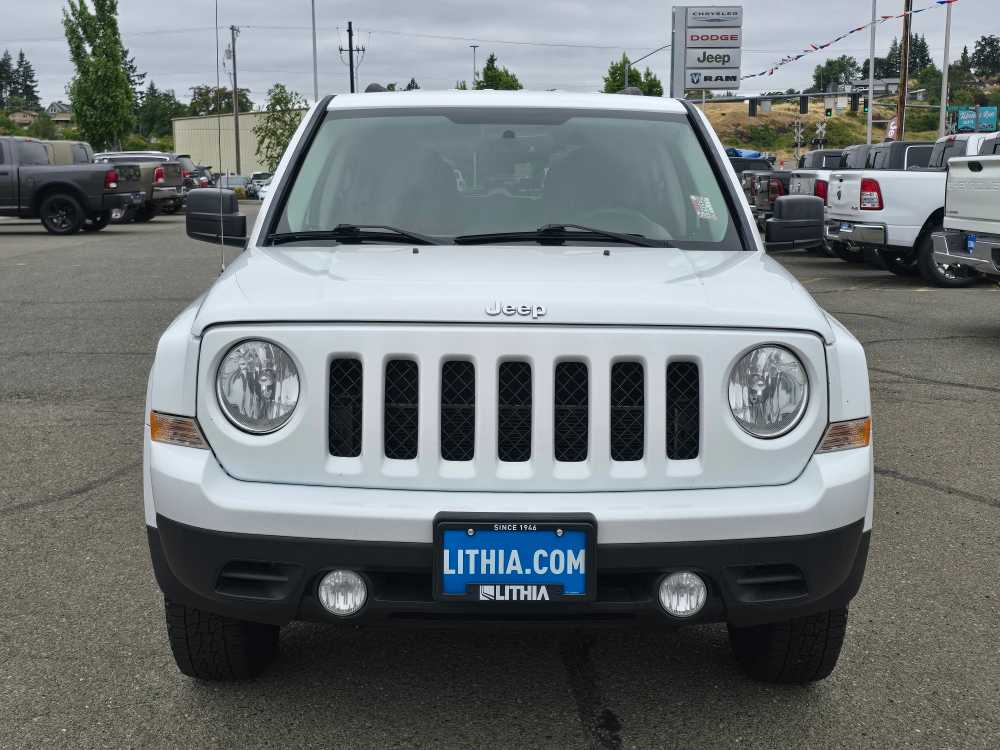 Thumbnail: 2016 Jeep Patriot - 8