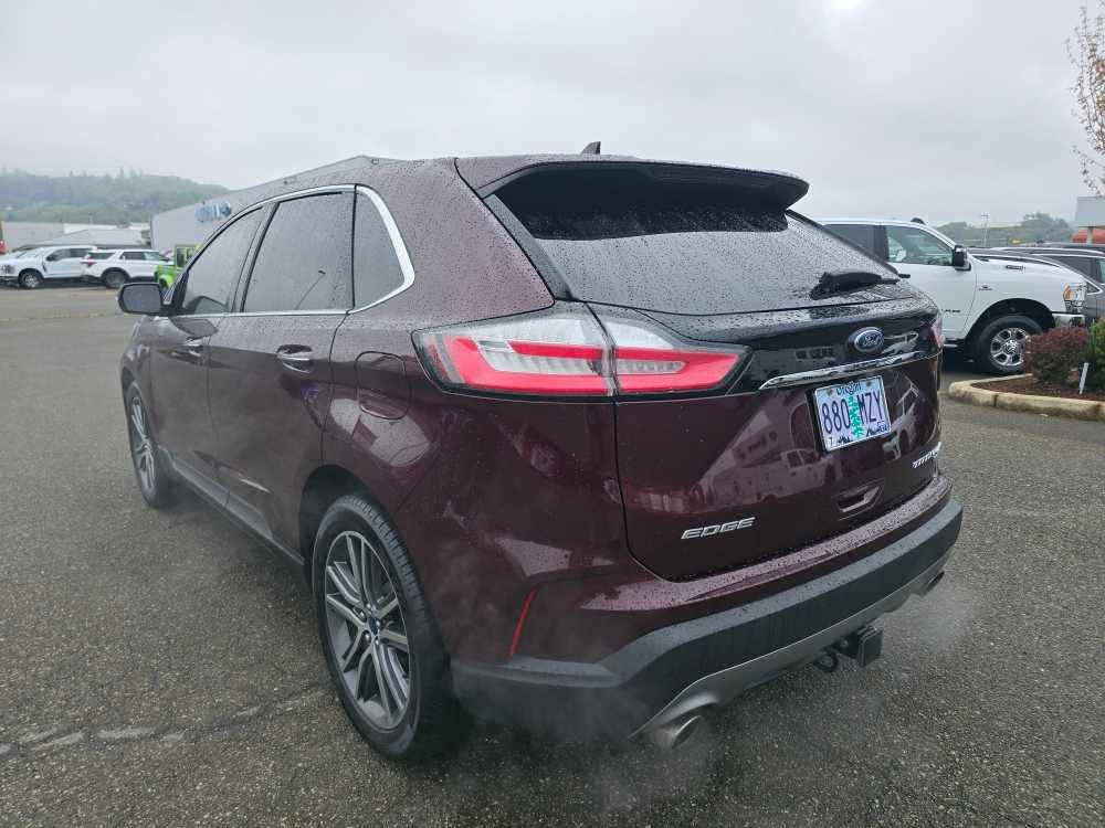Thumbnail: 2019 Ford Edge - 2