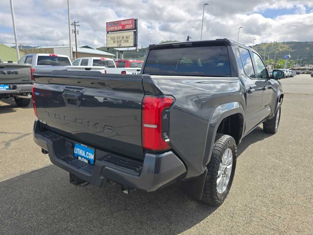 Thumbnail: 2024 Toyota Tacoma - 4