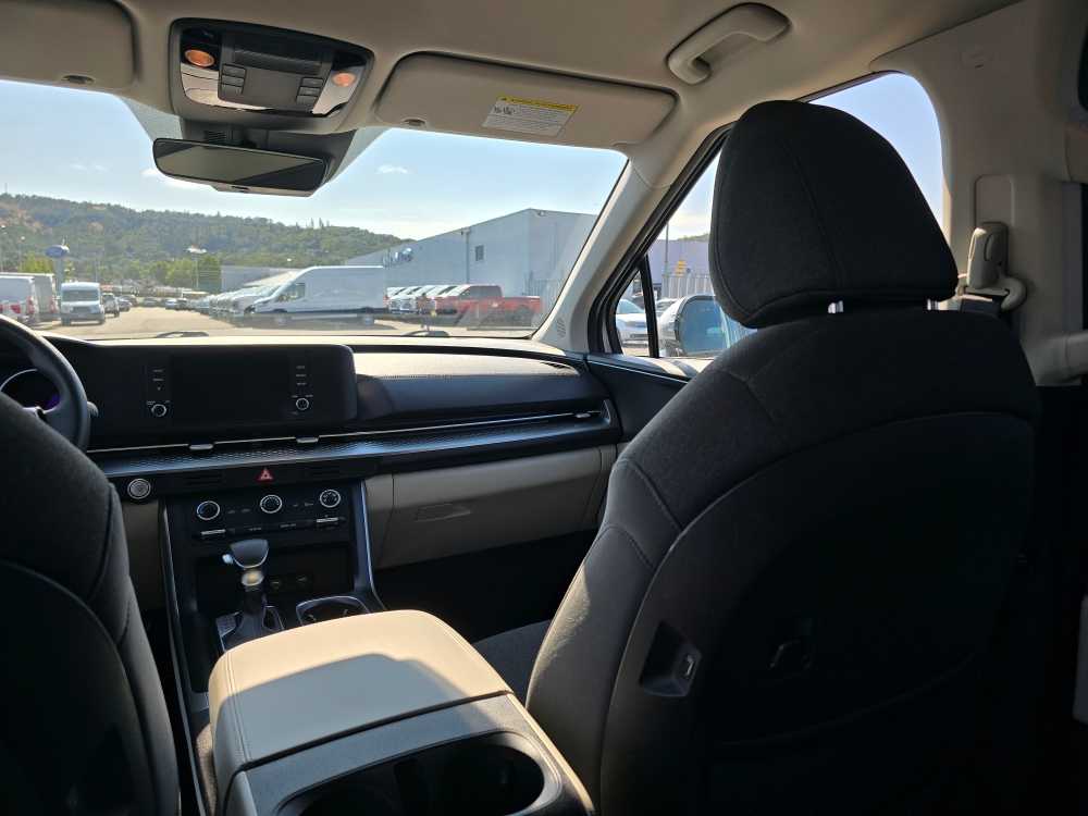 Thumbnail: 2022 Kia Carnival - 14
