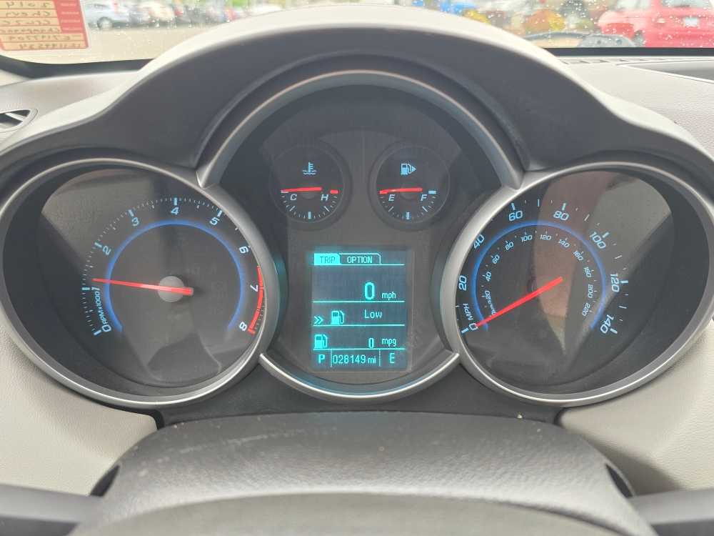 Thumbnail: 2014 Chevrolet Cruze - 20