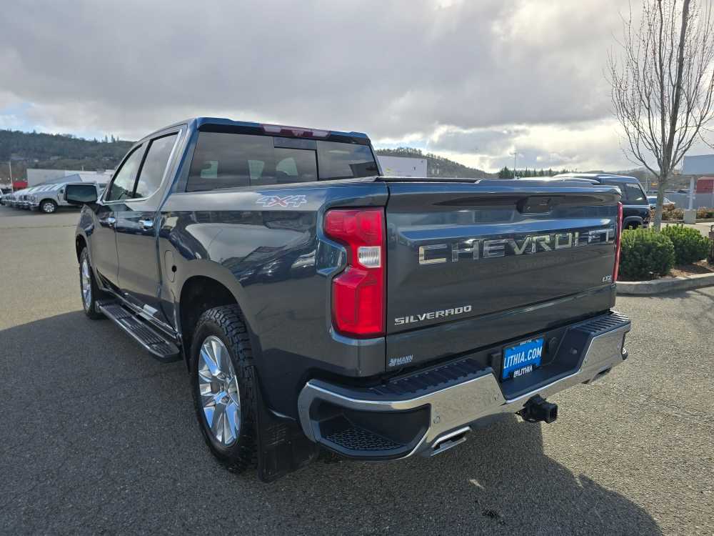 Thumbnail: 2020 Chevrolet Silverado 1500 - 3