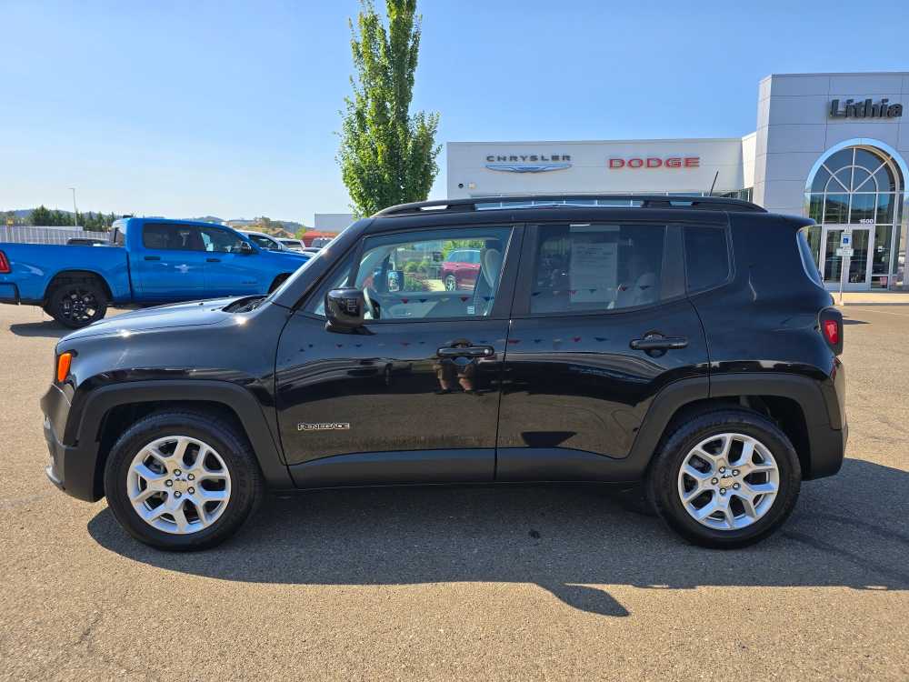 Thumbnail: 2018 Jeep Renegade - 2